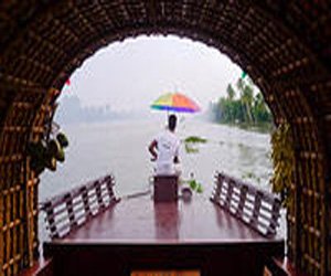 spice coast cruises kumarakom